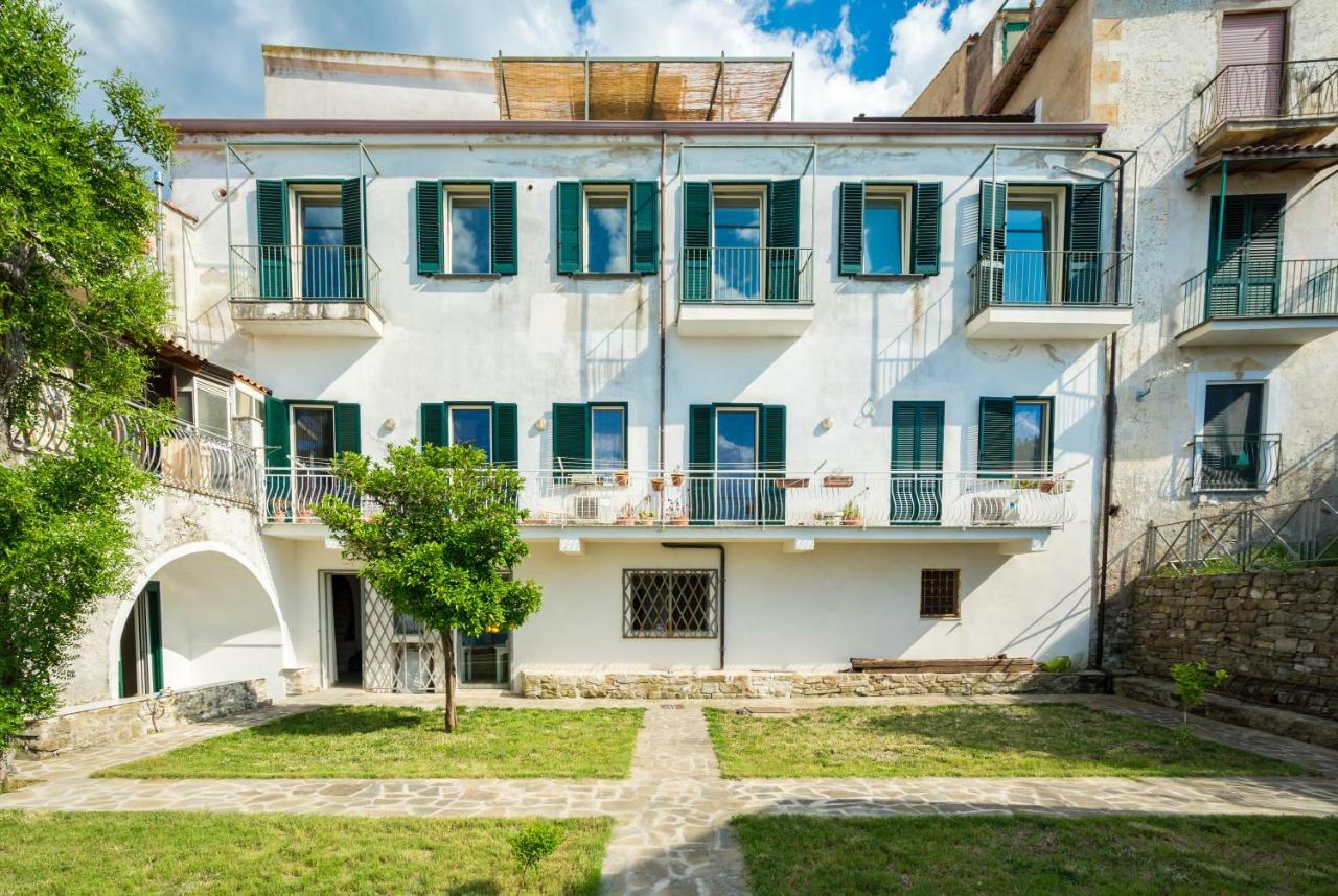 Borgo Dei Saraceni - Suites & Apartments Agropoli Eksteriør billede